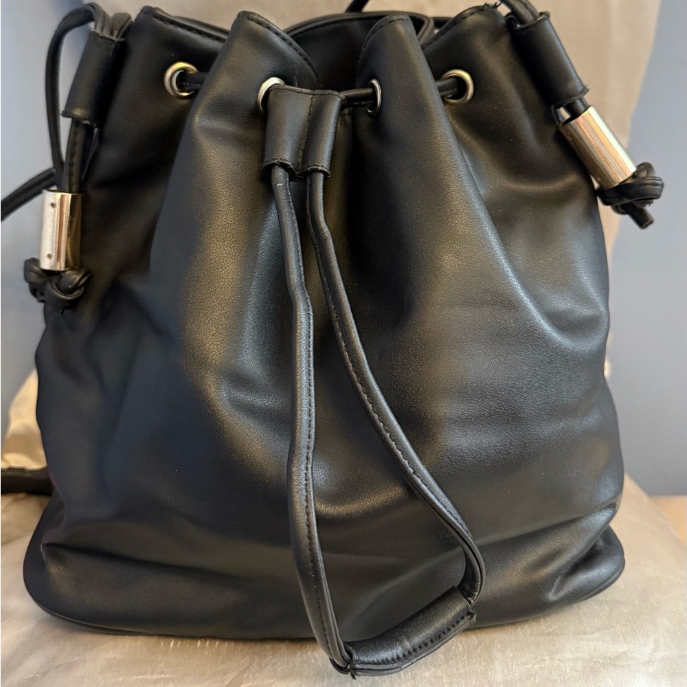 Elegant Black Drawstring Bucket Bag